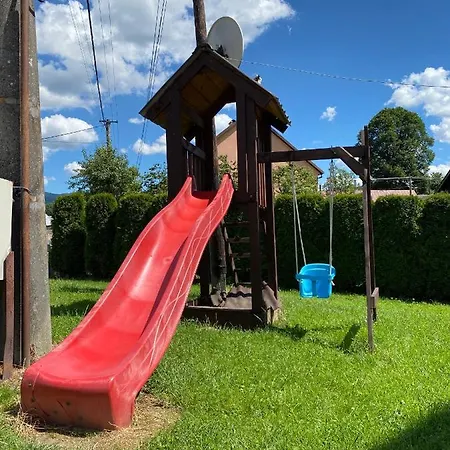 U Komu Zaskov, Okres Dolny Kubin 3*