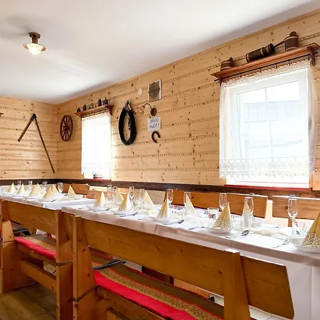 U Komu Zaskov, Okres Dolny Kubin Pensjonat Zaskov